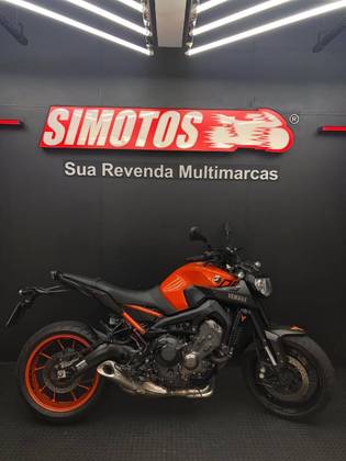 YAMAHA MT-09 YAMAHA MT-09